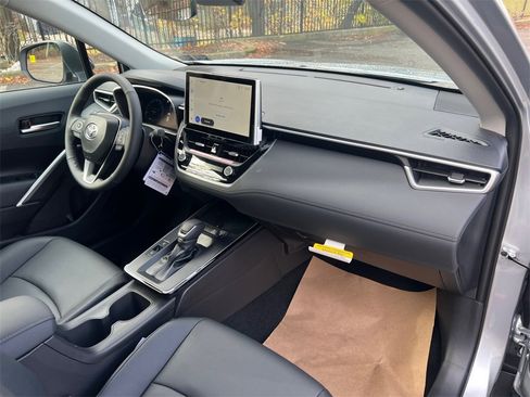 New 2026 Toyota Corolla Cross XLE image 16