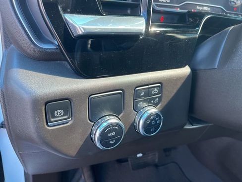 Used 2023 GMC Sierra 1500 SLT RWD image 13