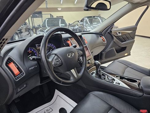 Used 2015 INFINITI Q50 Premium w/ Technology Package RWD image 18