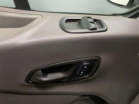 Used 2024 Ford Transit 250 Low Roof w/ Exterior Upgrade Package image 28
