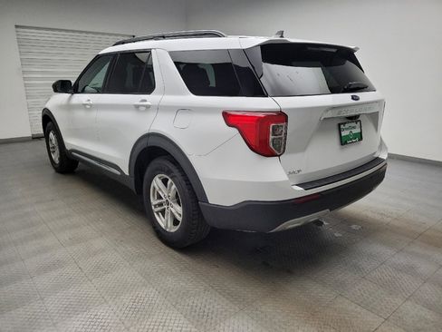 Used 2021 Ford Explorer XLT w/ Equipment Group 202A image 5