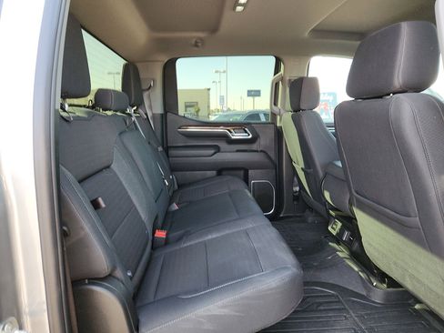 Used 2024 GMC Sierra 1500 Elevation image 14