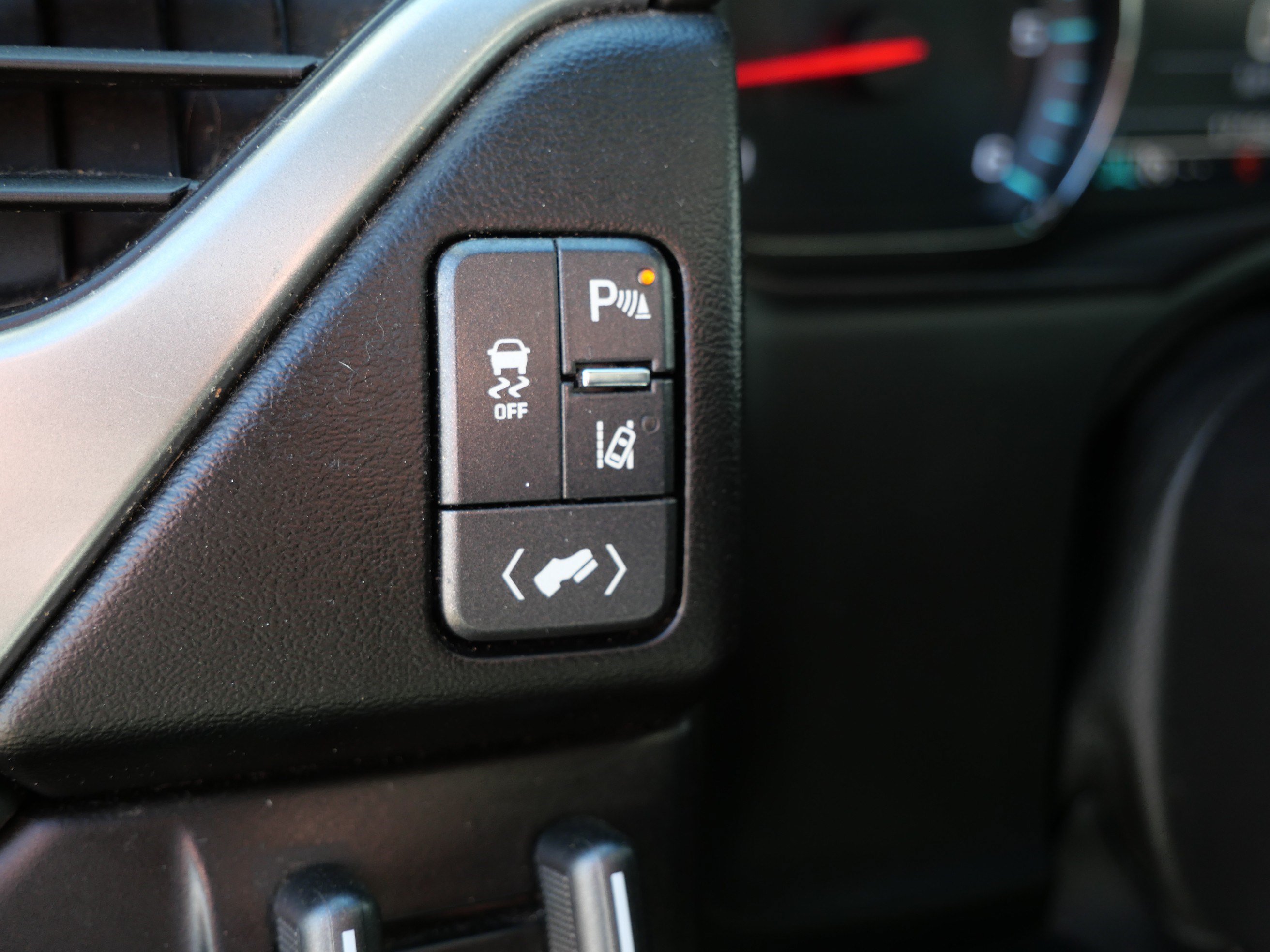 Used 2015 Chevrolet Suburban LTZ AWD/4WD image 30