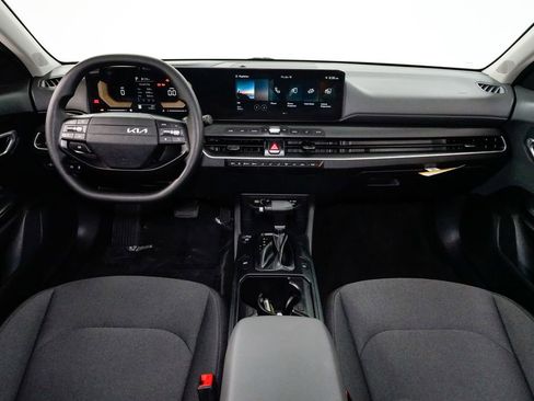 Certified 2025 Kia K4 LXS image 24