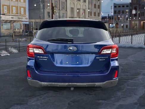 Used 2015 Subaru Outback 3.6R Limited image 6