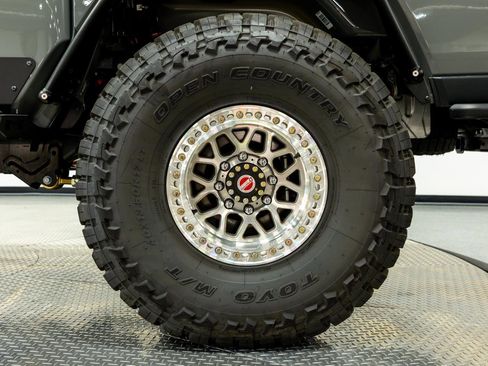 Used 2023 Jeep Gladiator Rubicon w/ Cold Weather Group image 91