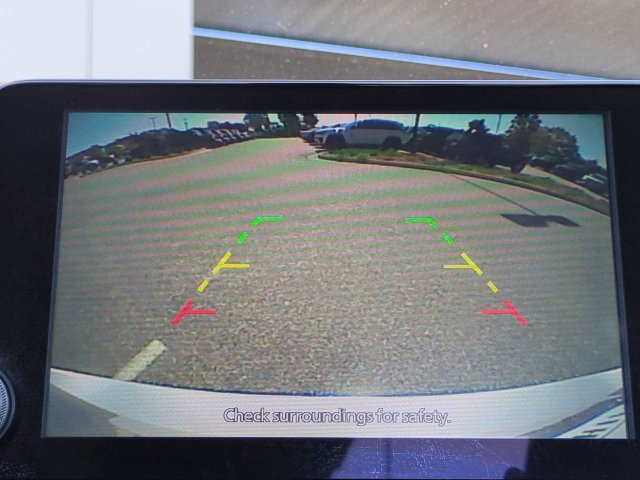 Used 2022 Nissan Sentra SV FWD image 19