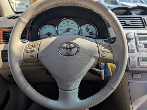 Used 2006 Toyota Solara SLE image 22