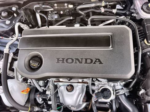 Certified 2025 Honda Civic Sport image 10