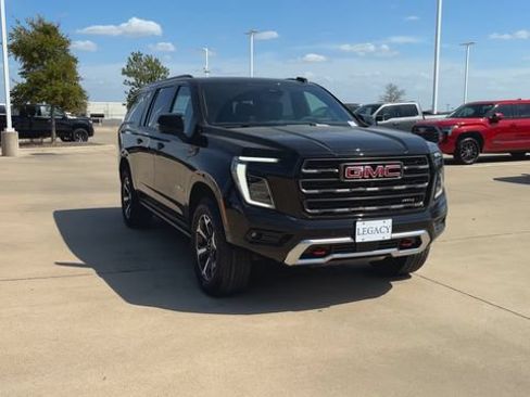 New 2026 GMC Yukon XL AT4 Ultimate AWD/4WD image 4