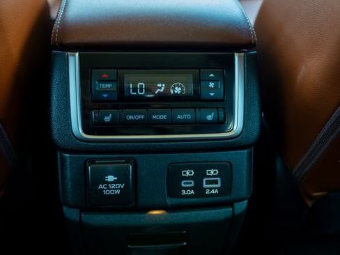 Used 2025 Subaru Ascent Touring w/ Popular Package #1 AWD/4WD image 28