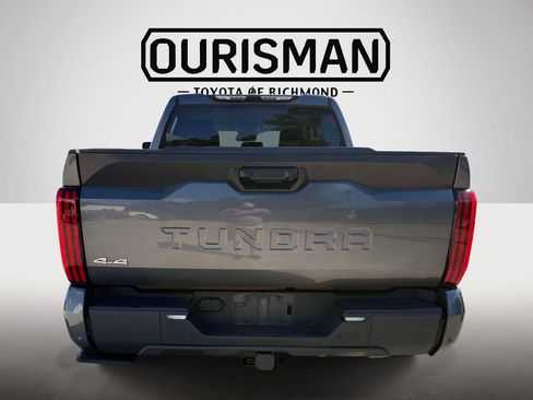 Used 2022 Toyota Tundra SR5 w/ SR5 Convenience Package AWD/4WD image 6