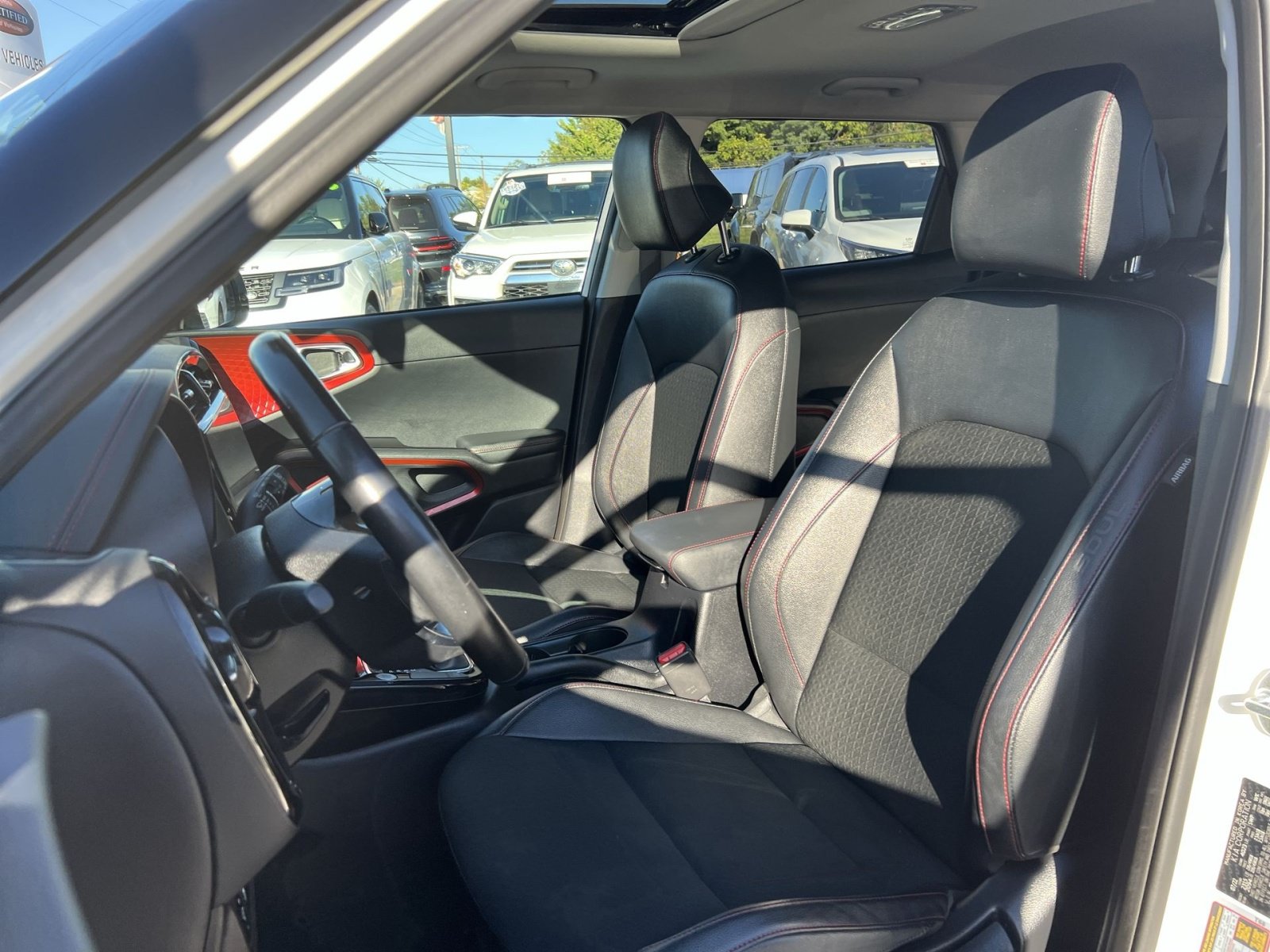 Used 2023 Kia Soul GT-Line FWD image 13