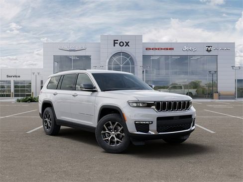 New 2025 Jeep Grand Cherokee L Limited image 5