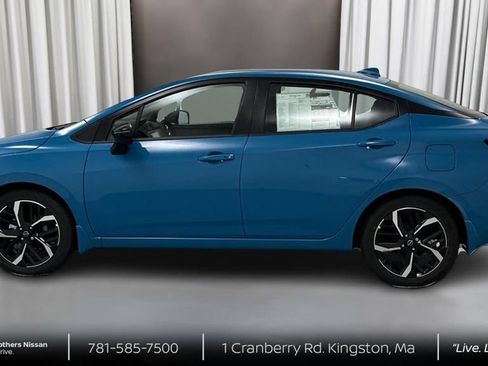 Certified 2025 Nissan Versa SR w/ Trunk Package FWD image 8