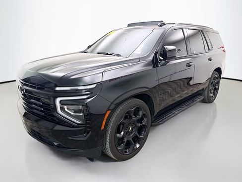 Used 2025 Chevrolet Tahoe RST AWD/4WD image 3