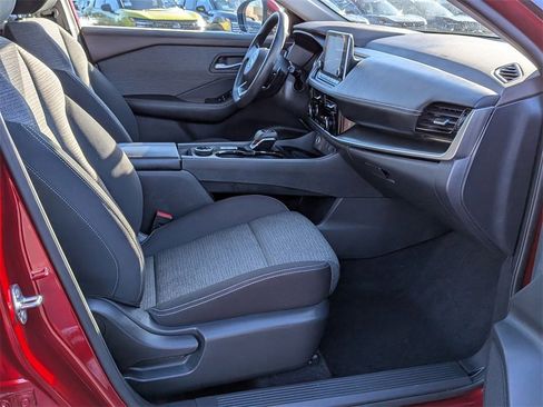 Used 2021 Nissan Rogue SV image 20