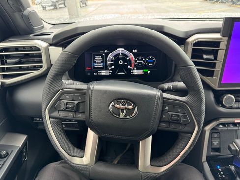 New 2025 Toyota Tundra Limited image 9