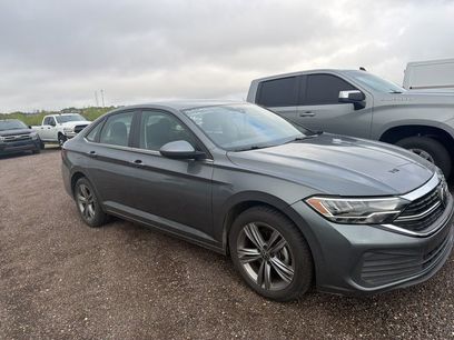 Used 2024 Volkswagen Jetta SE