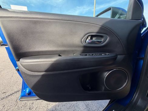 Used 2021 Honda HR-V EX-L image 20