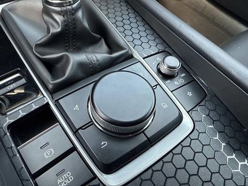 Used 2025 MAZDA MAZDA3 s image 38