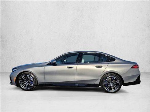 New 2026 BMW 530i w/ M Sport Package RWD image 5