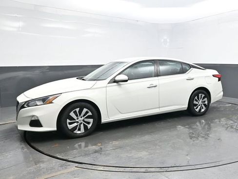 Used 2021 Nissan Altima 2.5 S image 3
