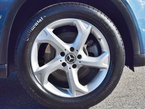 Used 2020 Mercedes-Benz GLA 250 4MATIC image 31