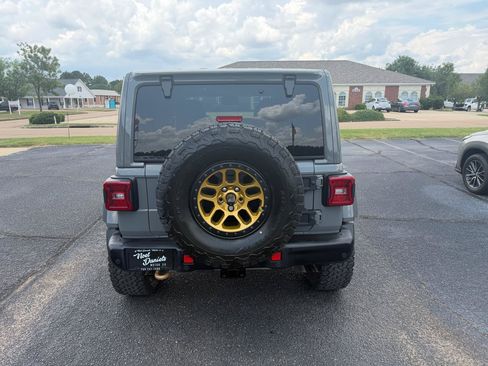 Used 2023 Jeep Wrangler Unlimited Rubicon 392 w/ Xtreme Recon 35" Tire Package AWD/4WD image 14