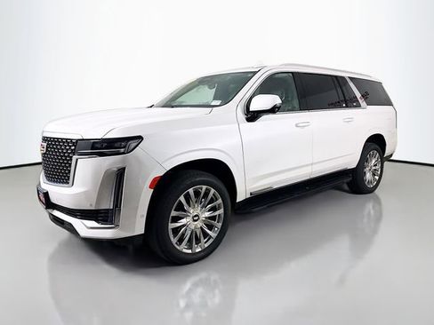 Used 2022 Cadillac Escalade ESV Premium Luxury image 4