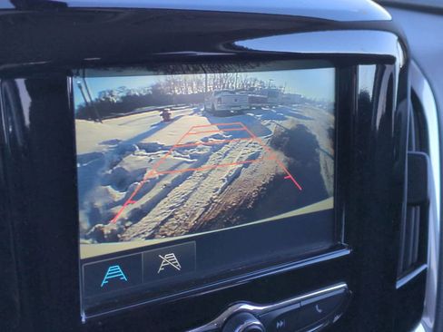 Used 2018 Chevrolet Traverse LS image 30