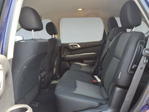 Used 2020 Nissan Pathfinder S FWD image 12