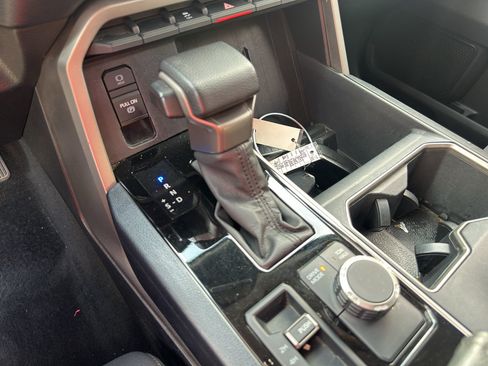 Used 2023 Toyota Tundra SR5 AWD/4WD image 29