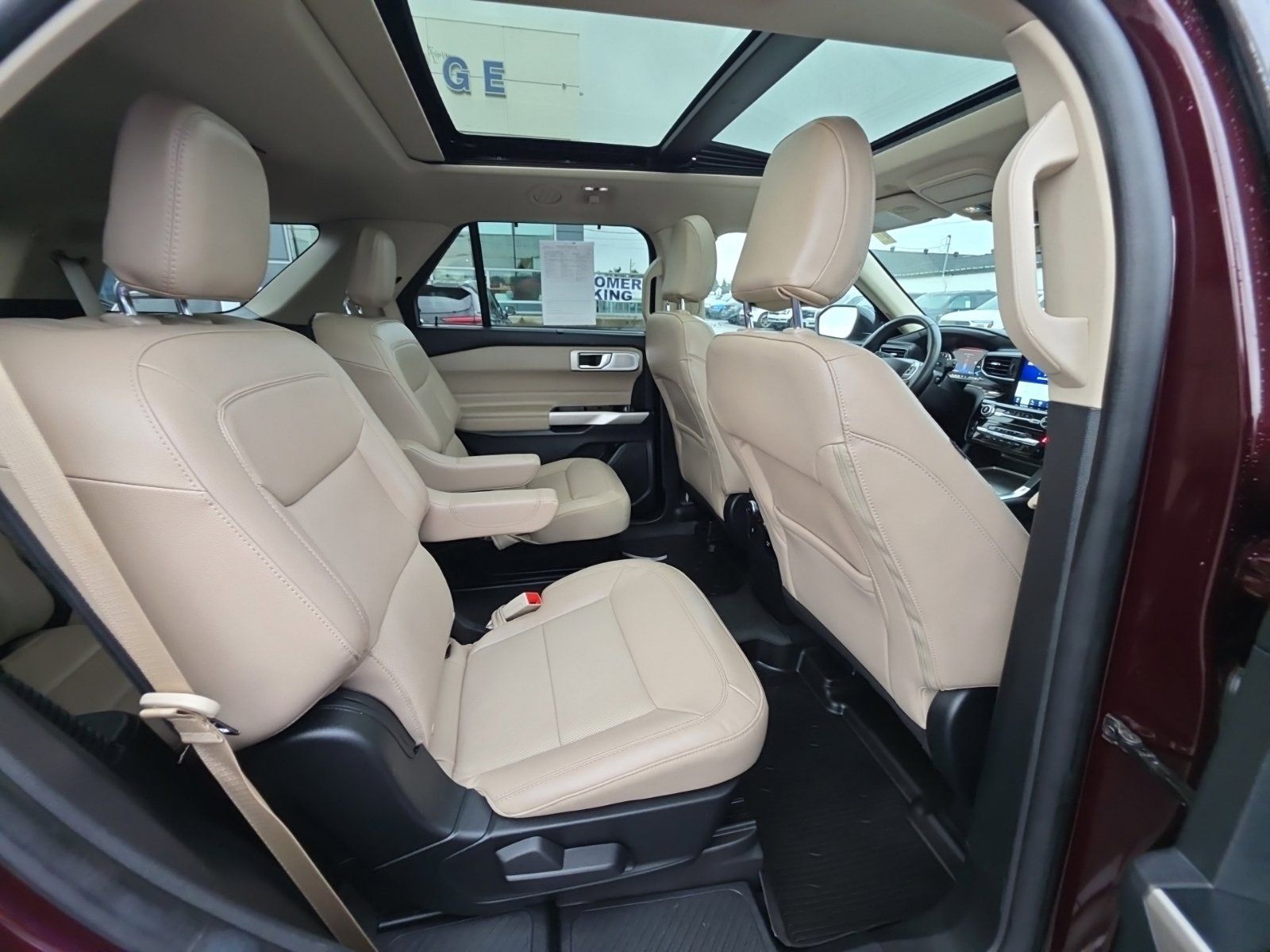 Used 2022 Ford Explorer Limited w/ Limited Technology Package AWD/4WD image 19