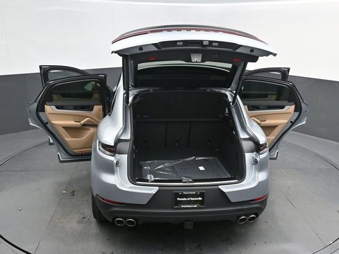 Used 2026 Porsche Cayenne S AWD/4WD image 21