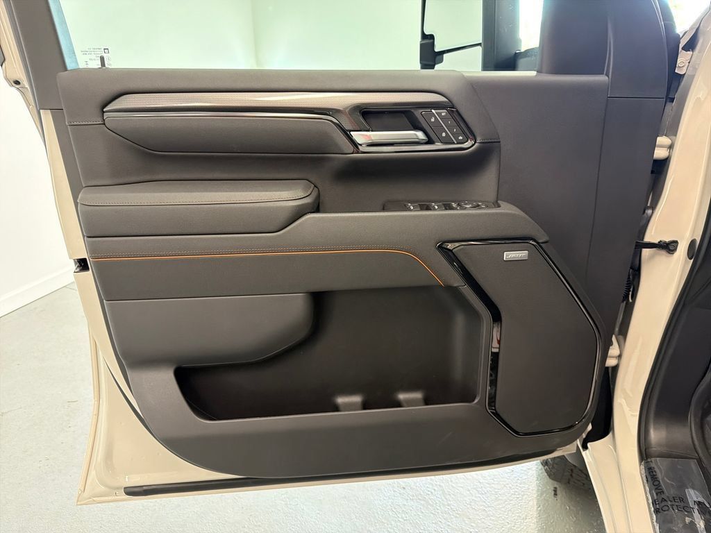 New 2026 GMC Sierra 2500 AT4 w/ Technology Package AWD/4WD image 11