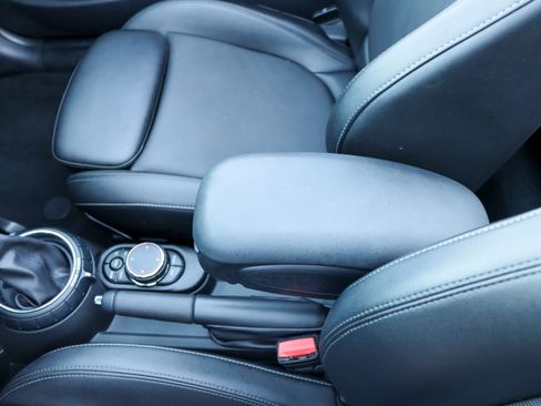 Used 2017 MINI Cooper S image 53