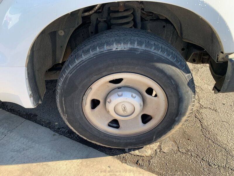 Used 2008 Ford F250 XL RWD image 16