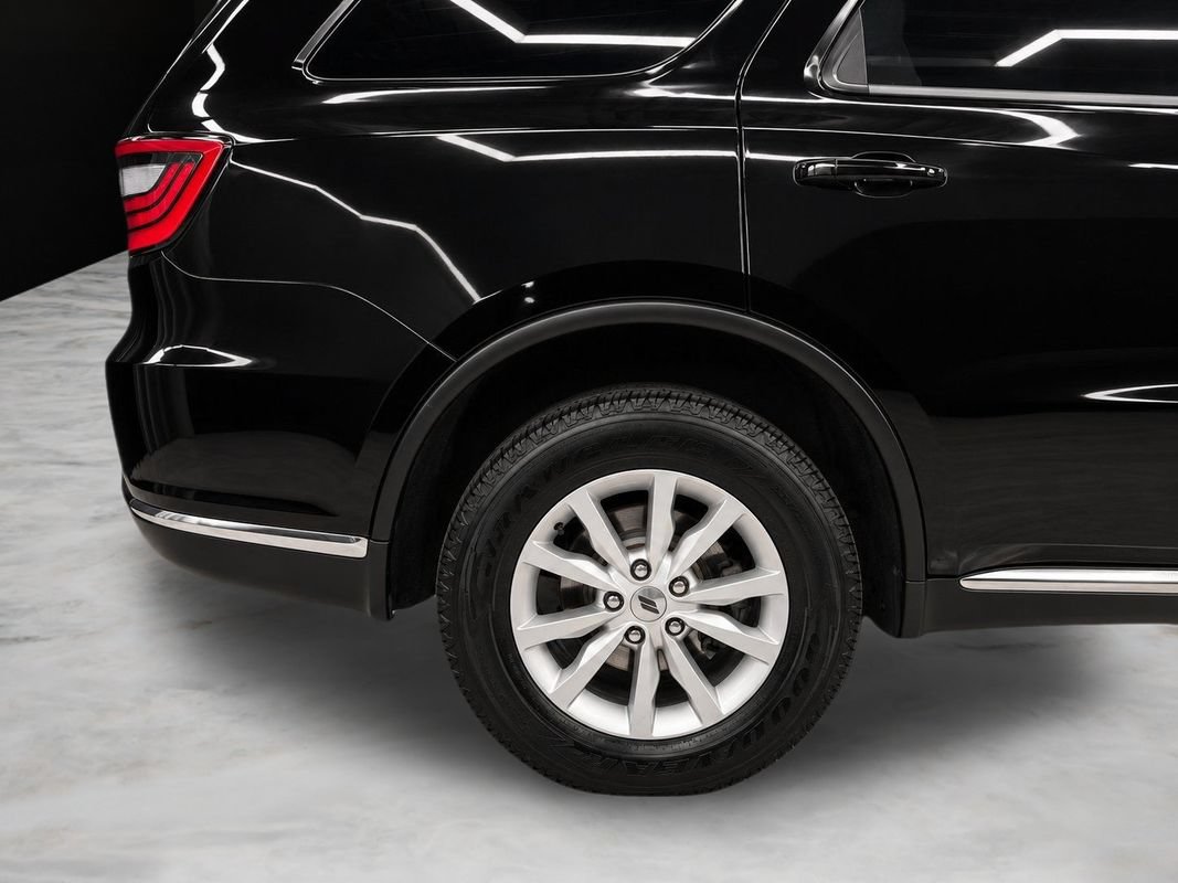 Used 2019 Dodge Durango SXT w/ 3rd Row Seating Group AWD/4WD image 10