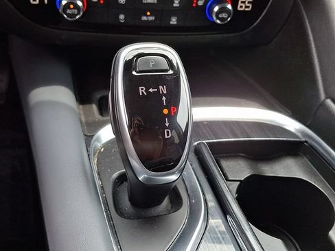 Certified 2021 Buick Enclave Essence w/ Sport Touring Edition AWD/4WD image 17