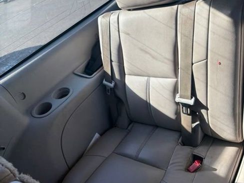 Used 2007 Chevrolet Suburban LT AWD/4WD image 5