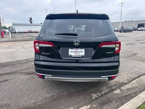 Used 2022 Honda Pilot Touring image 7