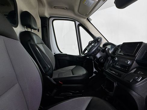 Used 2025 RAM ProMaster 2500 w/ Convenience Group FWD image 23