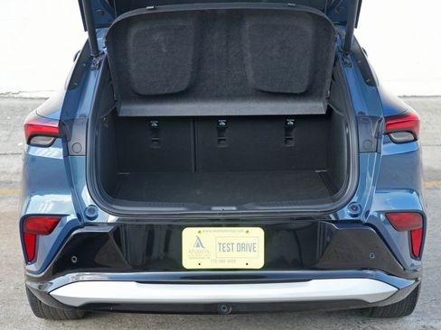 Used 2024 Buick Envista Sport Touring w/ Convenience I Package FWD image 9