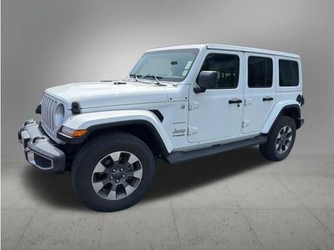 Used 2022 Jeep Wrangler Unlimited Sahara w/ LED Lighting Group AWD/4WD image 1