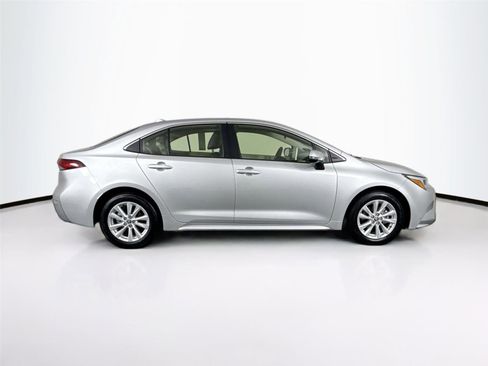 Certified 2025 Toyota Corolla XLE image 12