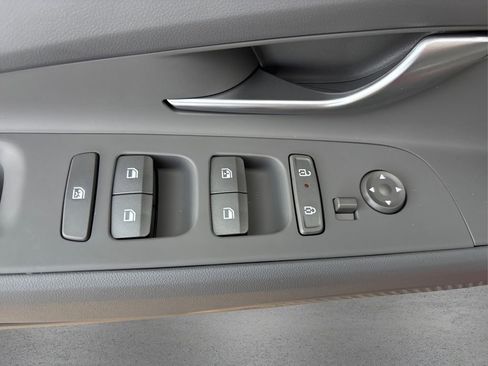 New 2025 Hyundai Elantra Blue image 32