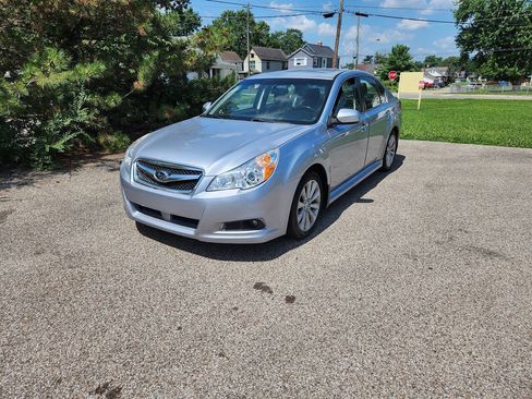 Used 2012 Subaru Legacy 2.5i Limited AWD/4WD image 10