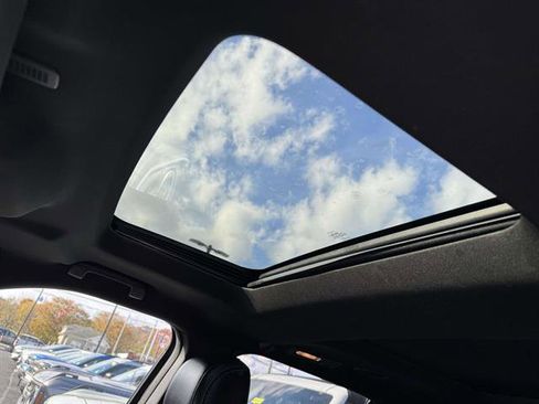 Used 2017 Ford Explorer Limited w/ Equipment Group 301A image 15