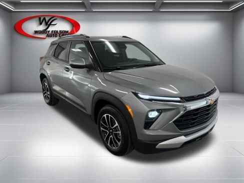 New 2026 Chevrolet TrailBlazer LT w/ Driver Confidence Package FWD image 3